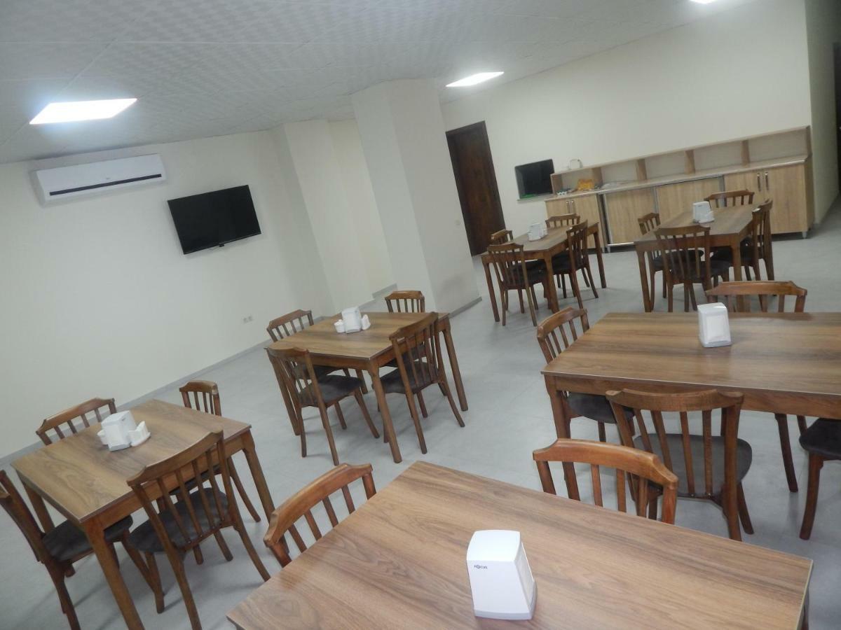 Hotel Belugo Батуми Экстерьер фото