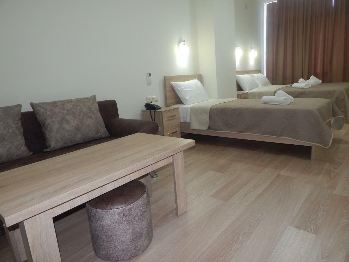 Hotel Belugo Батуми Экстерьер фото