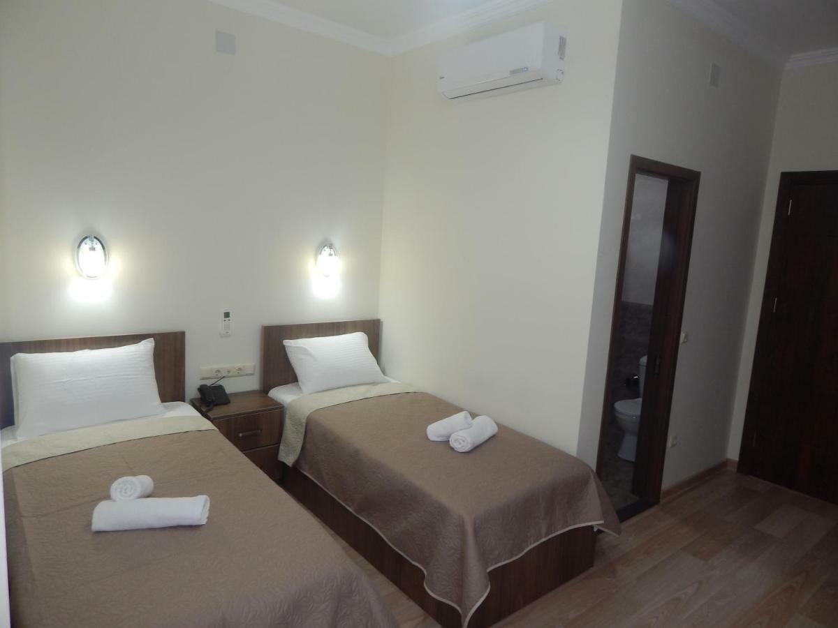 Hotel Belugo Батуми Экстерьер фото