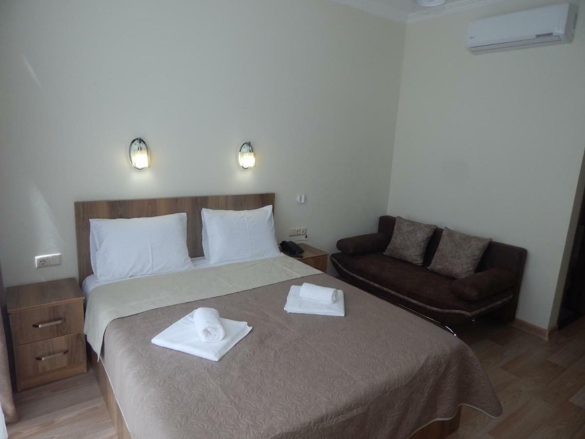 Hotel Belugo Батуми Экстерьер фото
