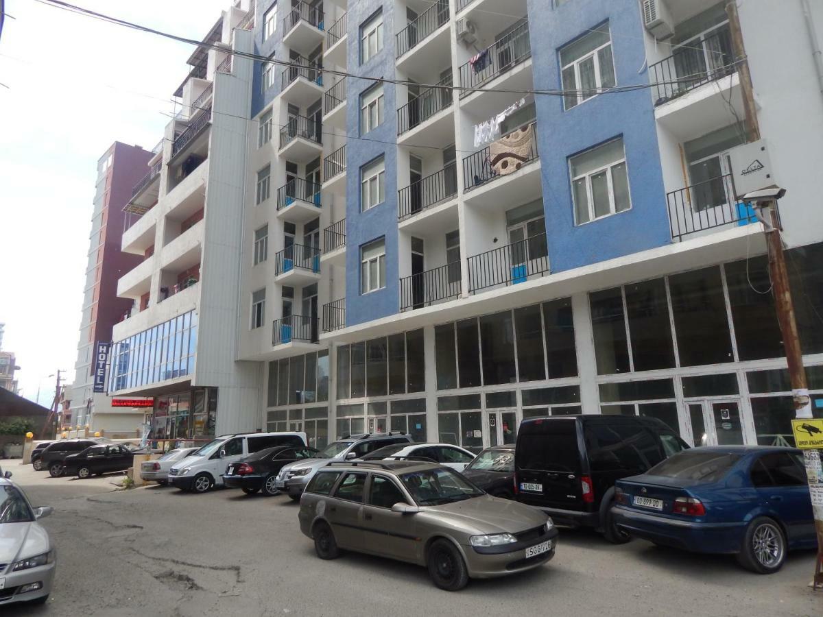 Hotel Belugo Батуми Экстерьер фото