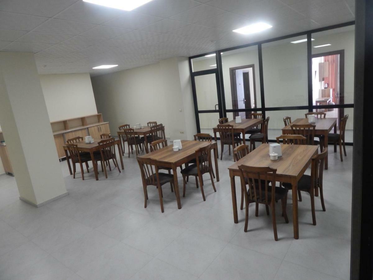 Hotel Belugo Батуми Экстерьер фото