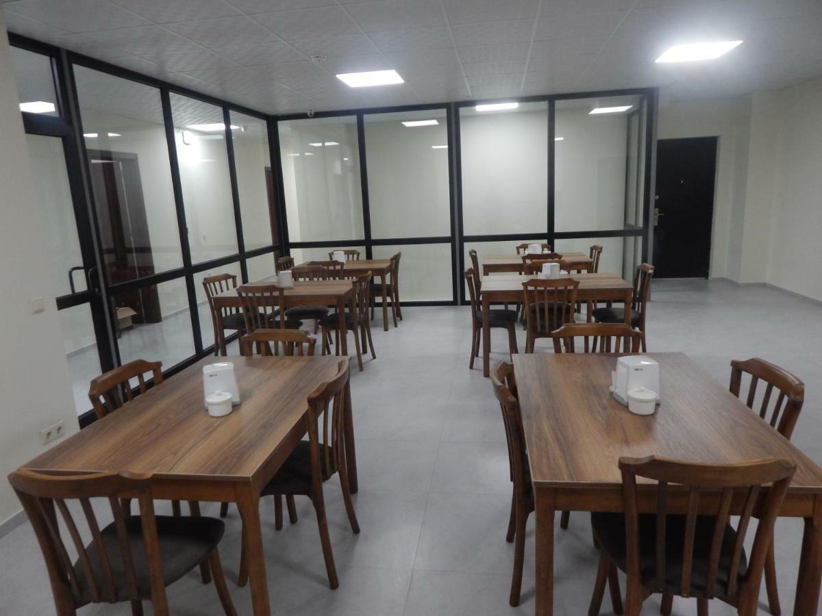 Hotel Belugo Батуми Экстерьер фото