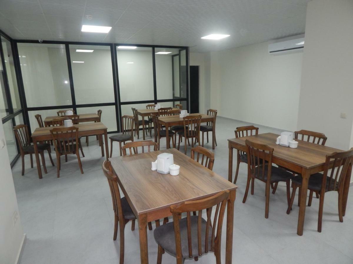 Hotel Belugo Батуми Экстерьер фото