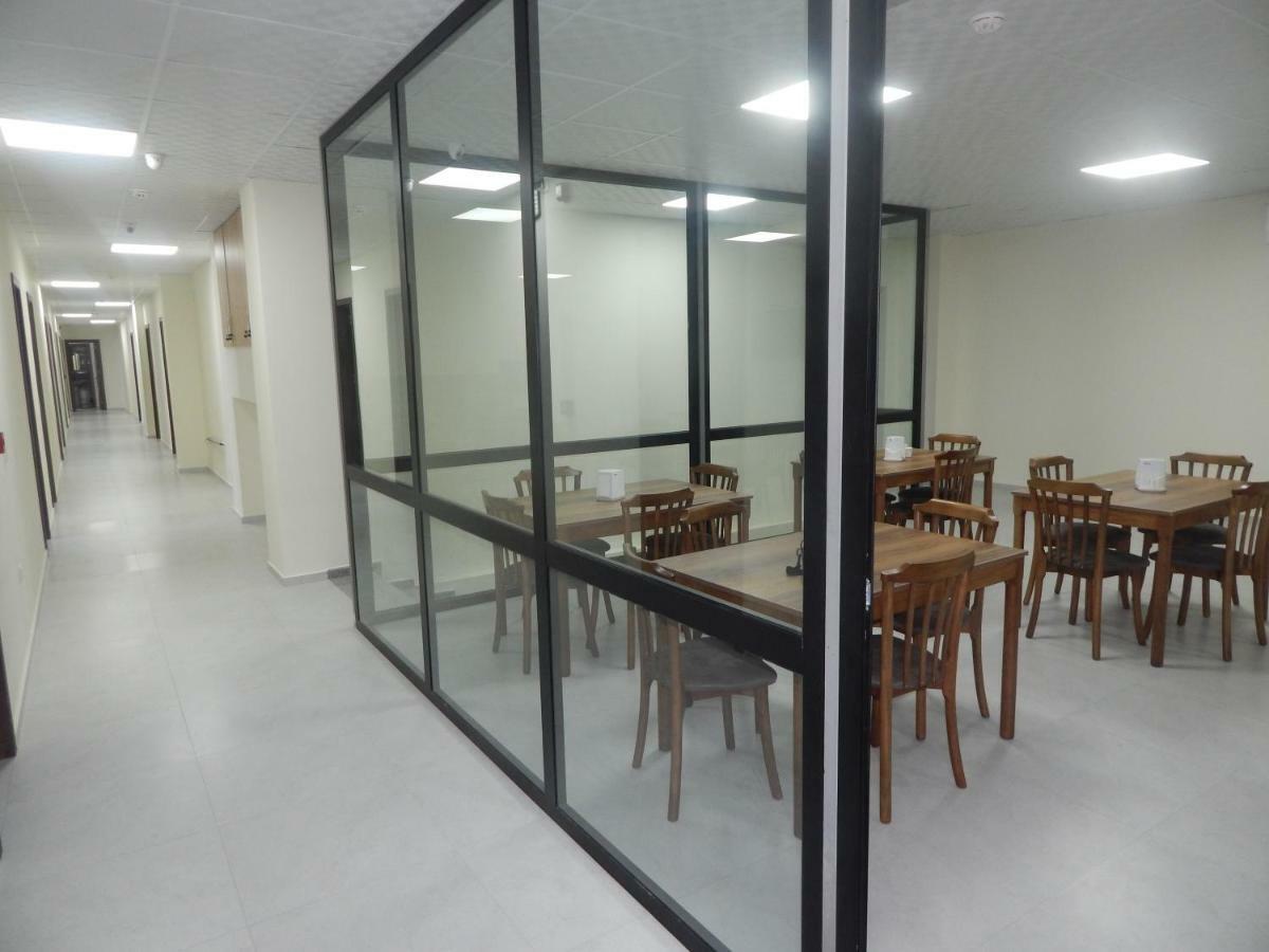 Hotel Belugo Батуми Экстерьер фото