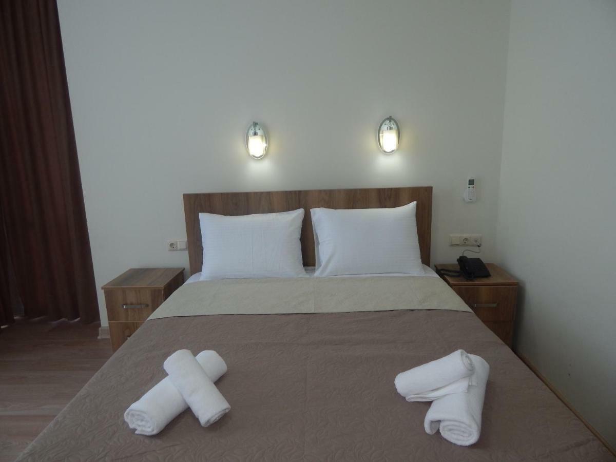 Hotel Belugo Батуми Экстерьер фото